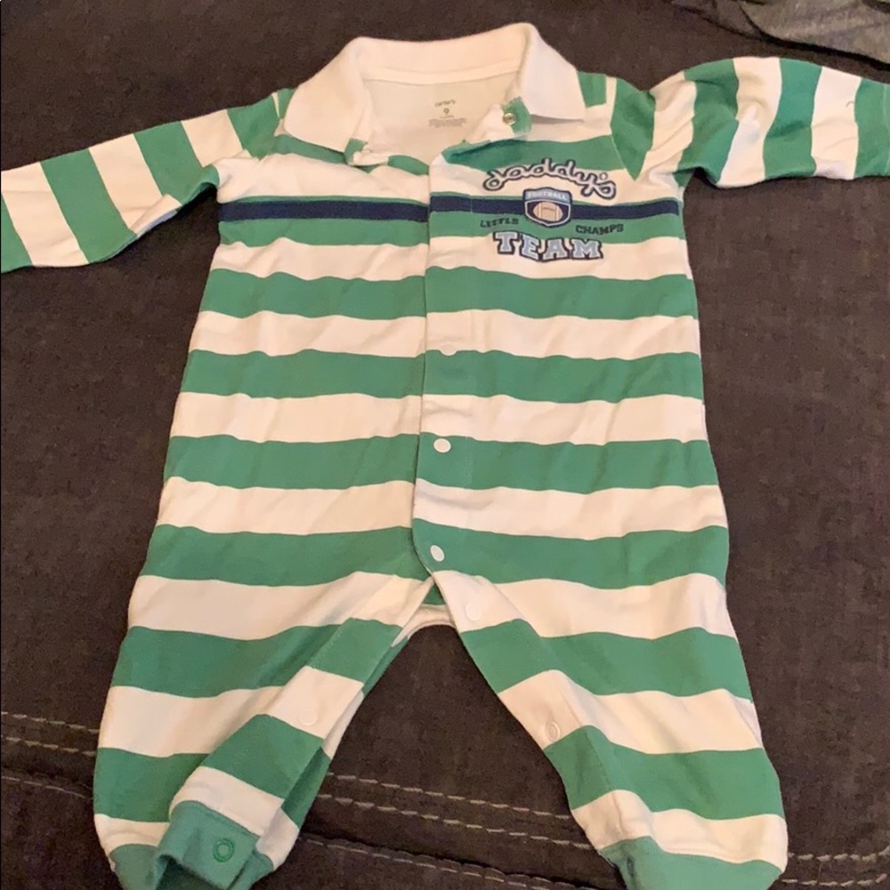 Carter’s one piece long sleeve onesie